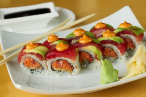 delicious sushi - Sakura Dinner Entrée
